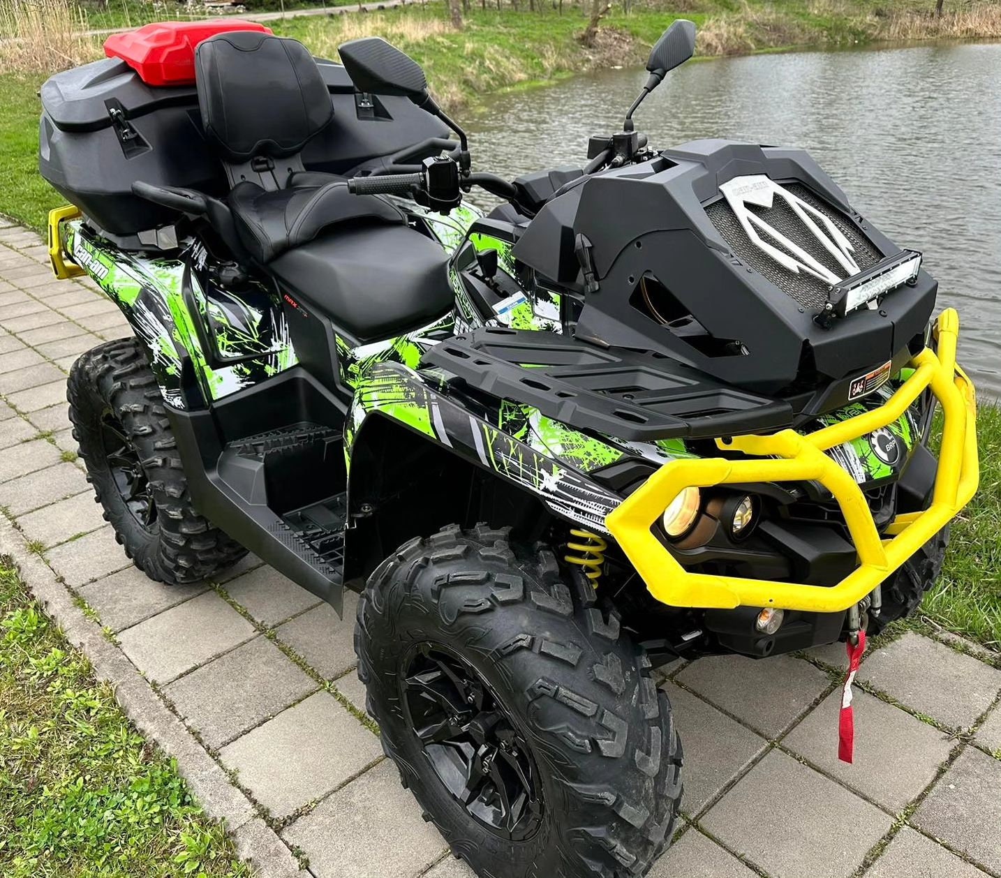 Custom vinyl protective stickers ATV Can-Am Maverick x3 Polaris rzr pro xp Outlander Renegade, motorcycle decals graphic kit for motocross